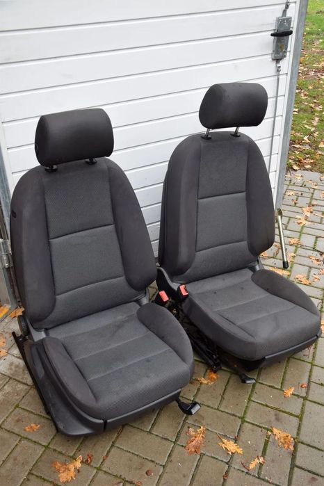 AUDI A3 8P 5D Sportback Fotel lewy prawy przedni przód EUROPA