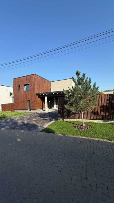 Продаж будинку в Крушинке КМ На Счастливій 165м2 8 соток бізнес БЕЗ %