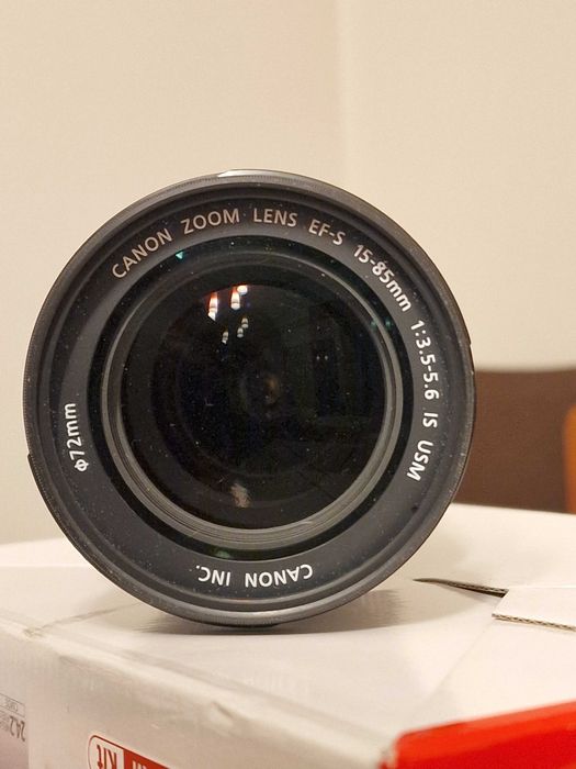 Canon EF-S 15-85mm f/3.5-5.6 IS USM + Filtro Hoya