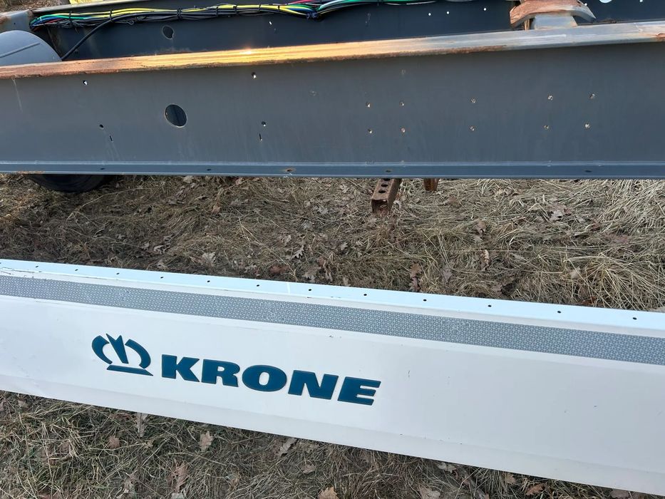 Krone Bdf Przyczepa / Podkontenerowa / Pod Kontener / Opony