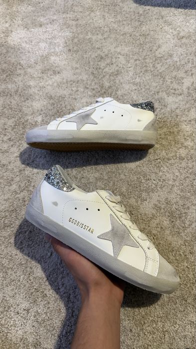 Golden goose super-star