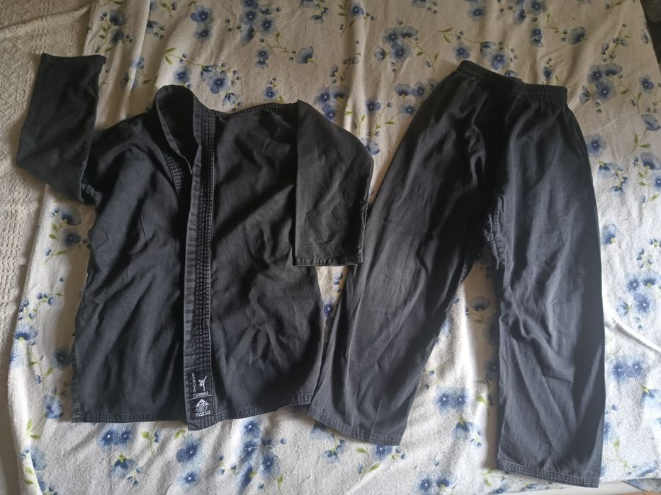 Кімоно. розмір 130. Недорого)