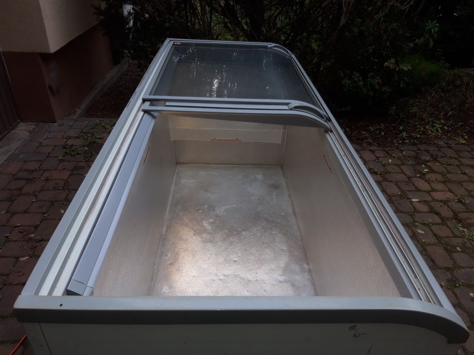 Zamrażarka AHT Paris 210 (210 cm)