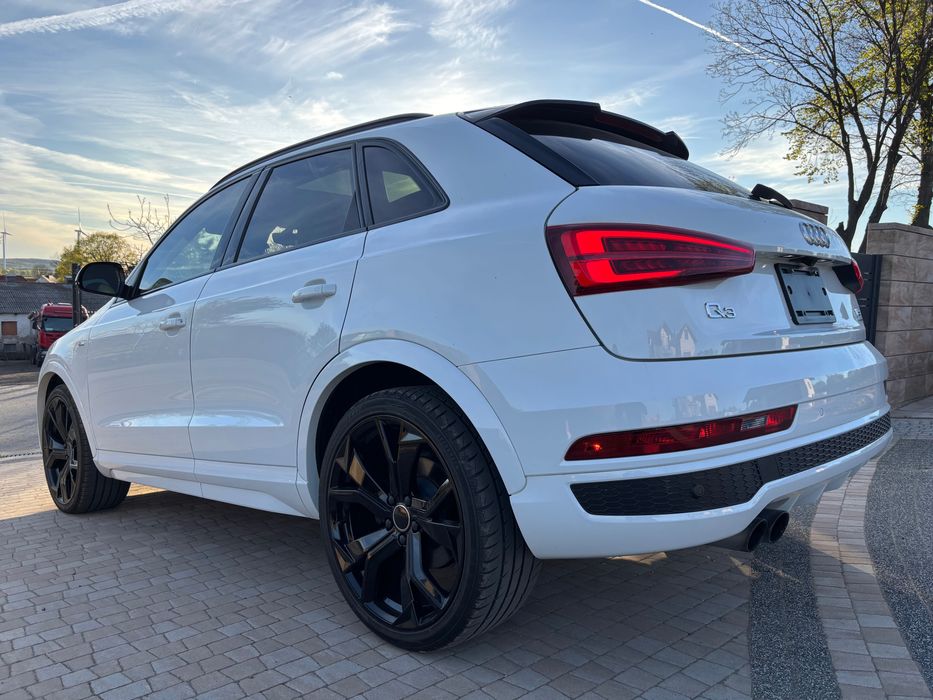 Audi Q3 2.0tfsi S-line 2018 quattro 20”