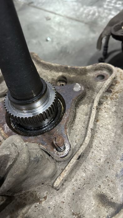 Напіввісі Toyota Land Cruiser 90