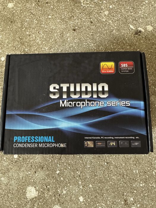 Microfofone de estudio