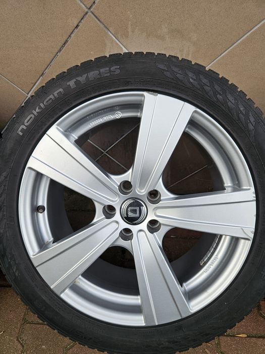 Felgi Koła 18" Volvo V90 Ford 5x108 ET42 + 245.45.18 Nokian