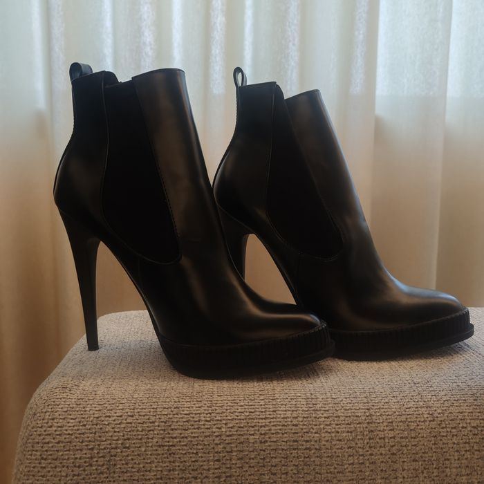 Botins novos Zara n.39