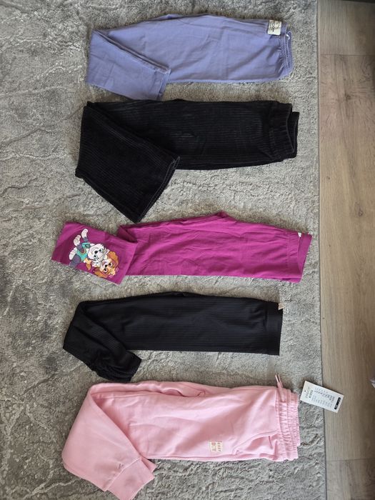 Leginsy dla dziewczynki