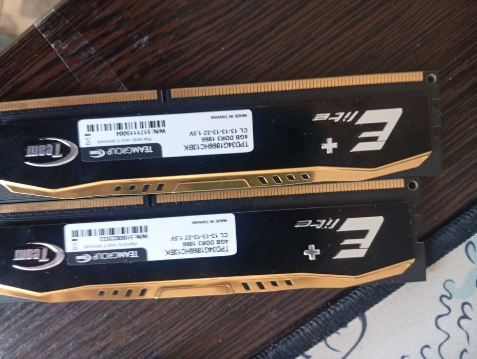 Продам материнскую плату m5a78l  m lx3 с процесором та оперативною пам