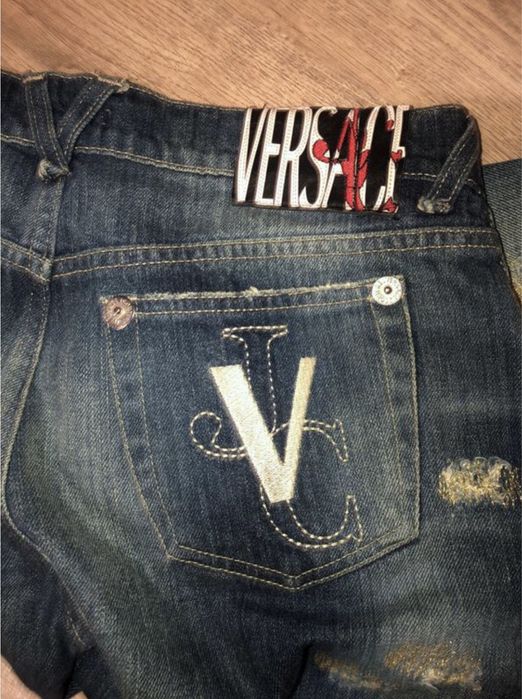 Джинси Versace