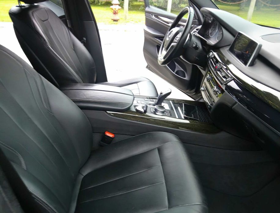 BMW X5      2017
