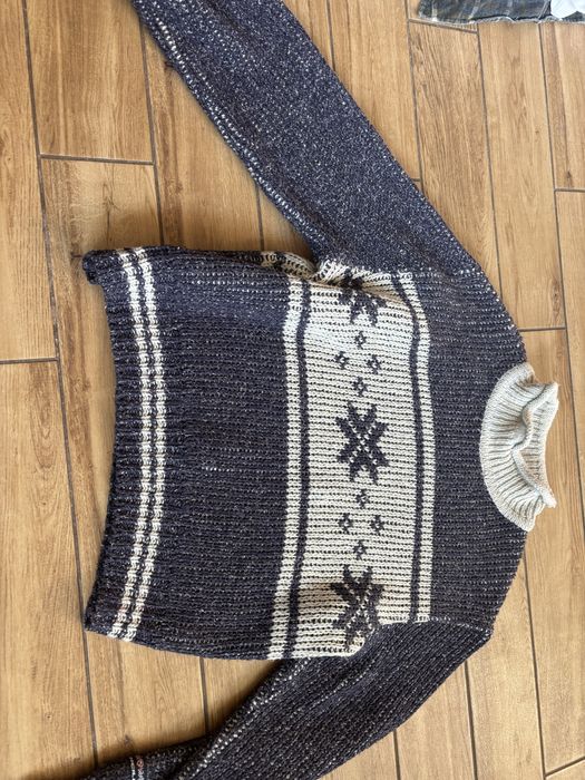Sweter niebieski