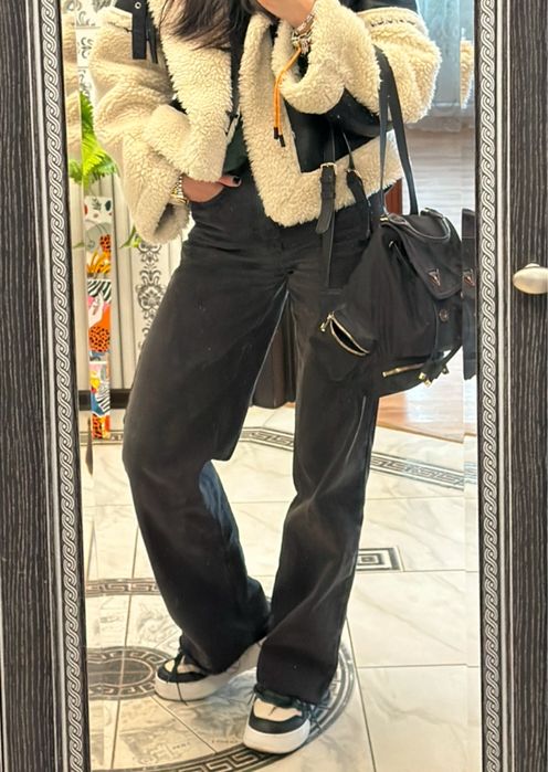 Джинсы черные прямые sinsay