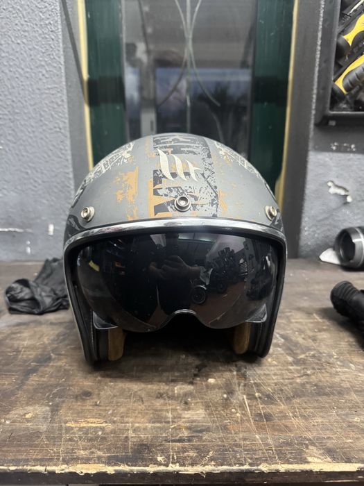 Capacete custom para mota