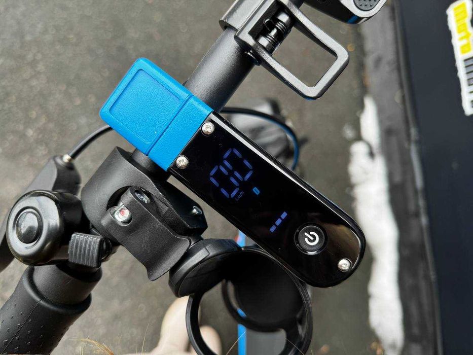 Самокат SPARK  MAXI 10* 36V 500W