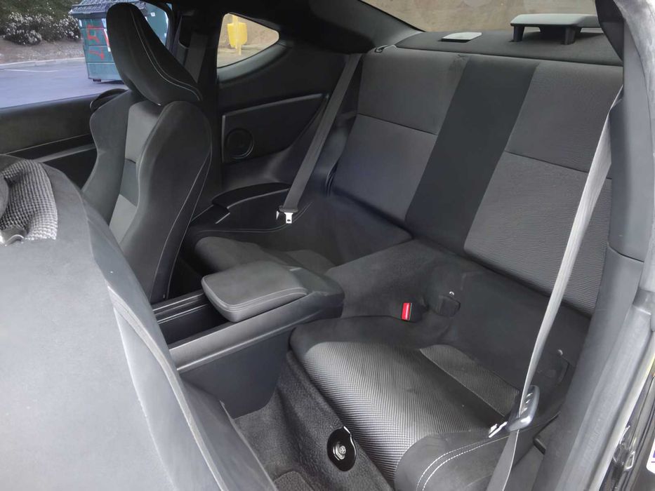 Toyota GR86      2018