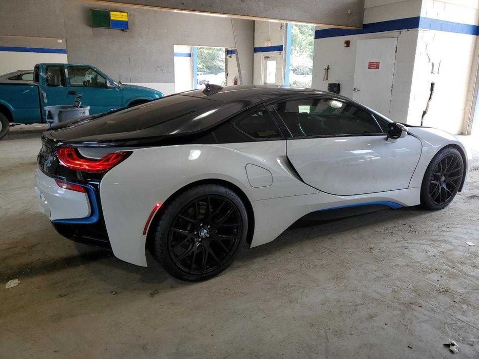2016 Bmw I8 WHITE: 17 500 $ - BMW Львов на Olx