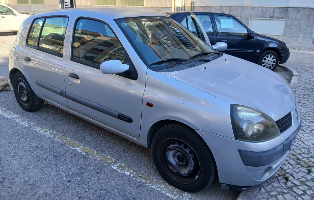 Renault clio 1.2 16v. Gasolina
