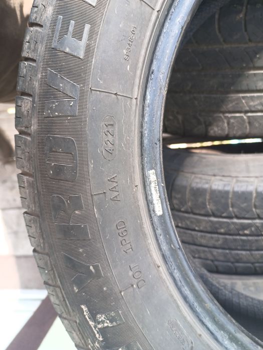 Продам Шини 215/60/17