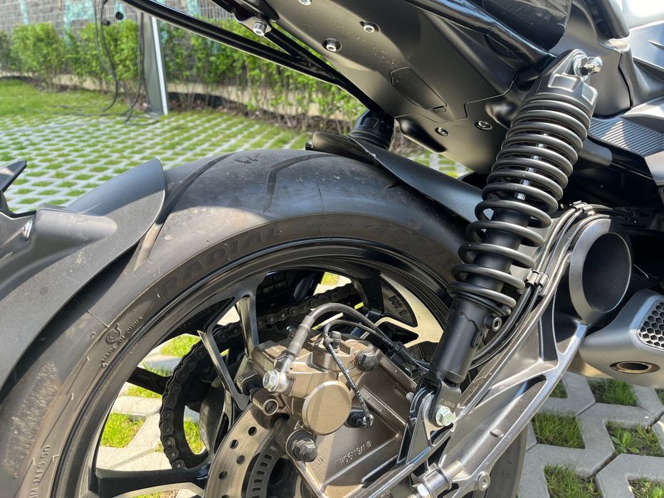 Малокубатурний Diavel