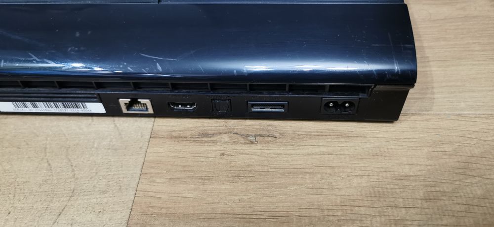 Konsola ps3 pad uszkodzona