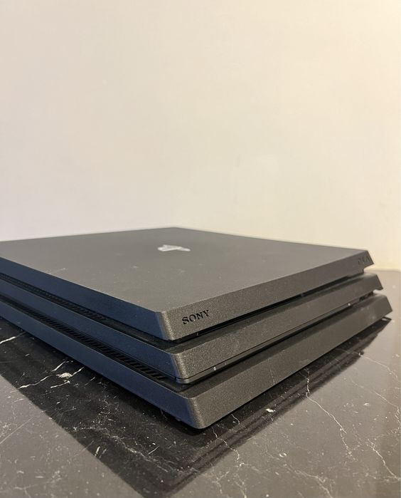 PS4 PRO NAPĘD 1TB / PS Plus / 15 TOP Gier / PlayStation 4 Blu-Ray