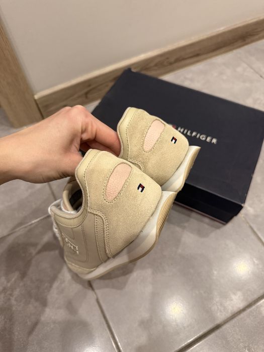 Кросівки кеди Tommy Hilfiger 40 розмір