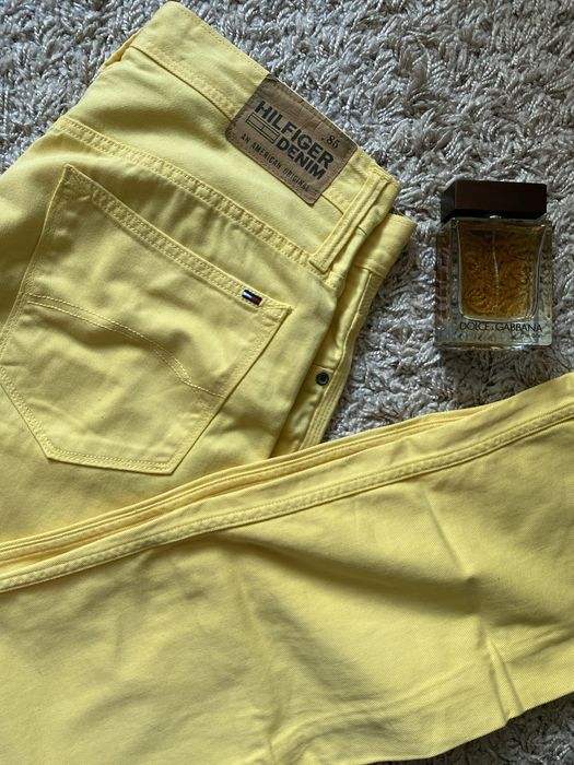 Брендовые вещи. Штаны Tommy Hilfiger желтый цвет