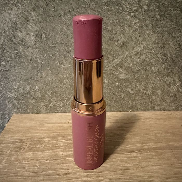 Charlotte Tilbury unreal blush pretty glow