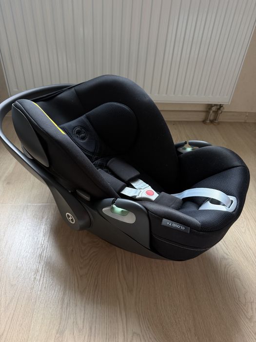 Cybex Cloud T+ i-Size автолюлька 2025 року+адаптери
