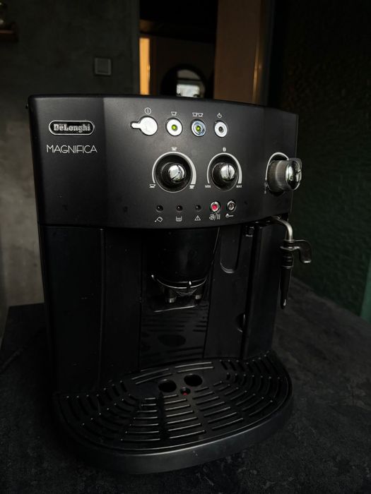 Ekspres cisnieniowy DeLonghi