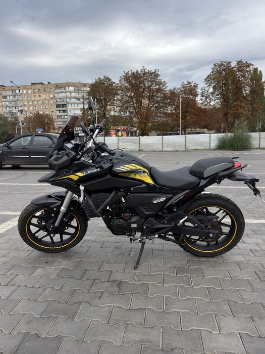 Мотоцикл Lifan KPT200
