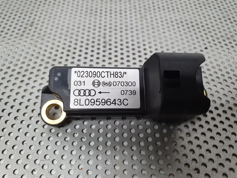 Sensor de impacto AUDI A3 (8L1)