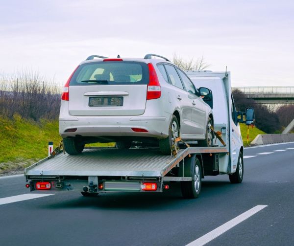 Transport aut, Pomoc drogowa, laweta, holowanie
