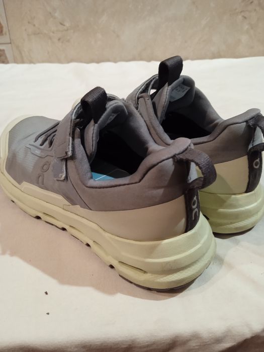 Дешево продам взуття