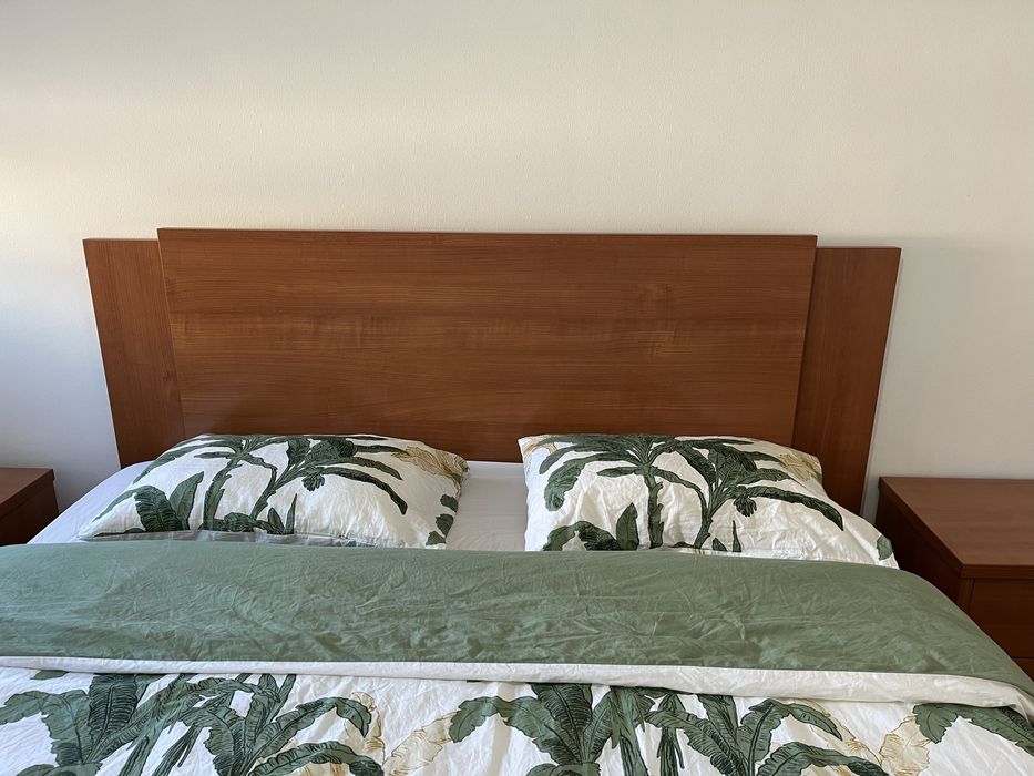 Vendo quarto casal