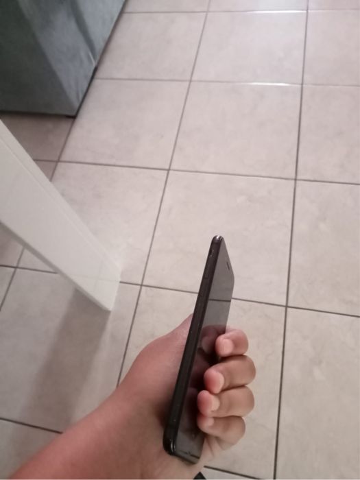 iPhone 7 in good condition64752104456066122