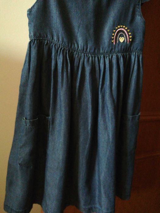 Vestido coração Losan nunca usado.