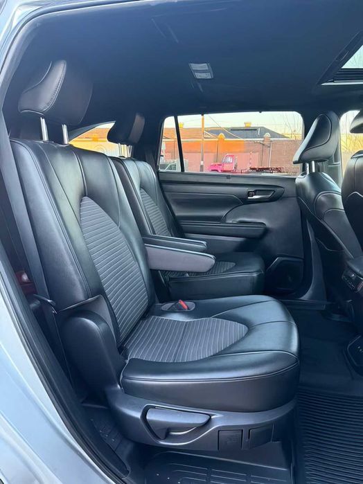 Toyota Highlander XSE      2021