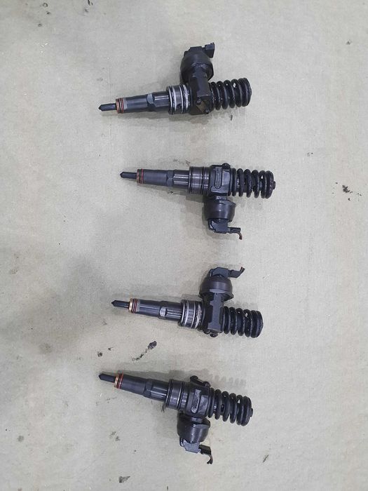 Wtrysk pompowtrysk wtryskiwacz Vw Sharan 1 lift 06 r 2.0 BRT