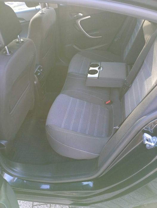 Opel Insignia 2.0 CDTI 2010 r Nawigacja