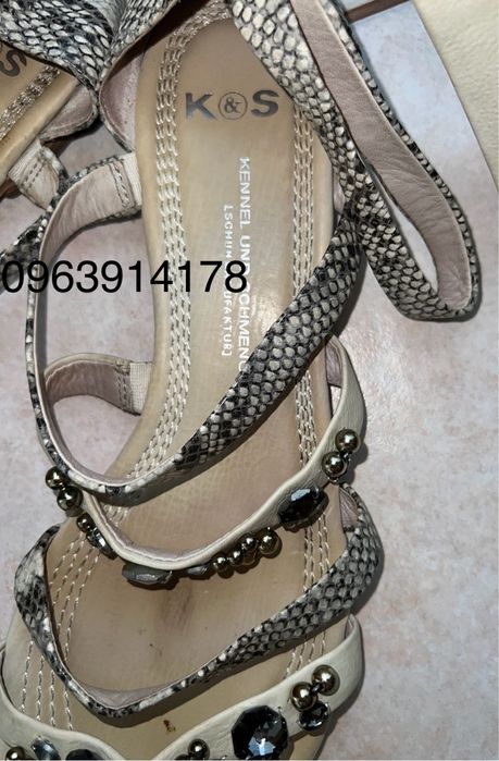 Шкіряні босоніжки