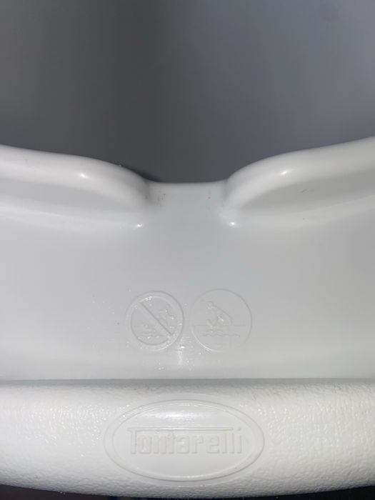 Banheira com adaptador para bebé. Como novo.