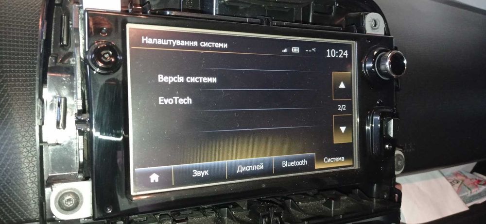 Штатна магнітола Renault