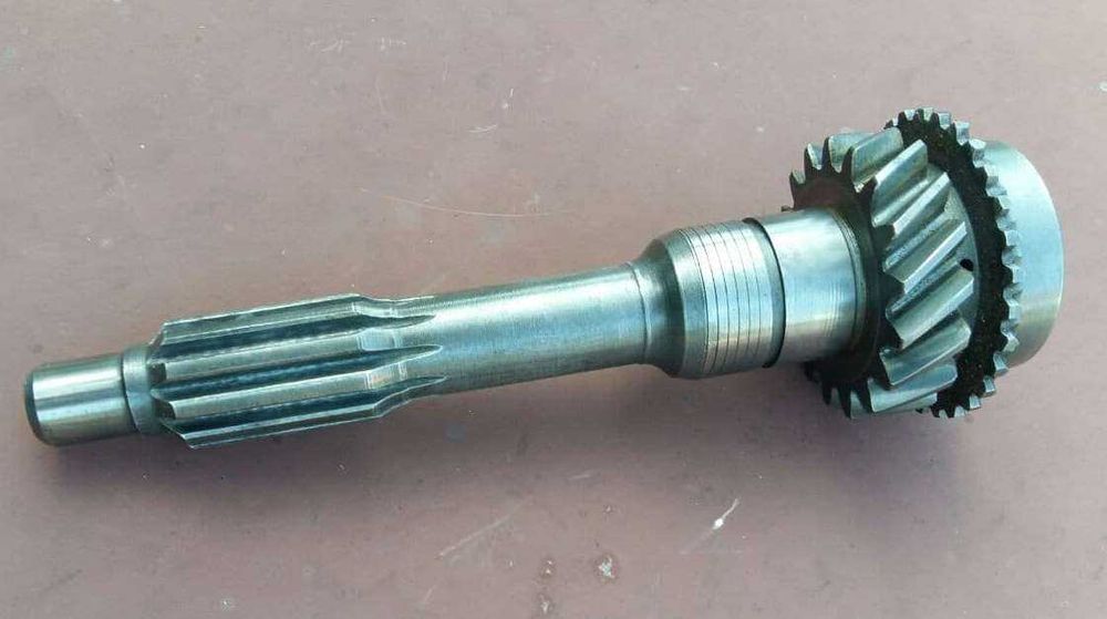 Первичный вал КПП Москвич