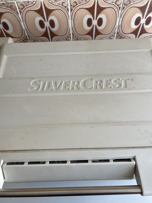 Forno pequeno branco