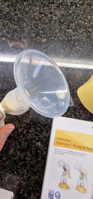 Bomba extratora leite manual Medela Harmony
