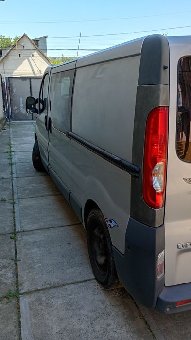 Opel vivaro 2011