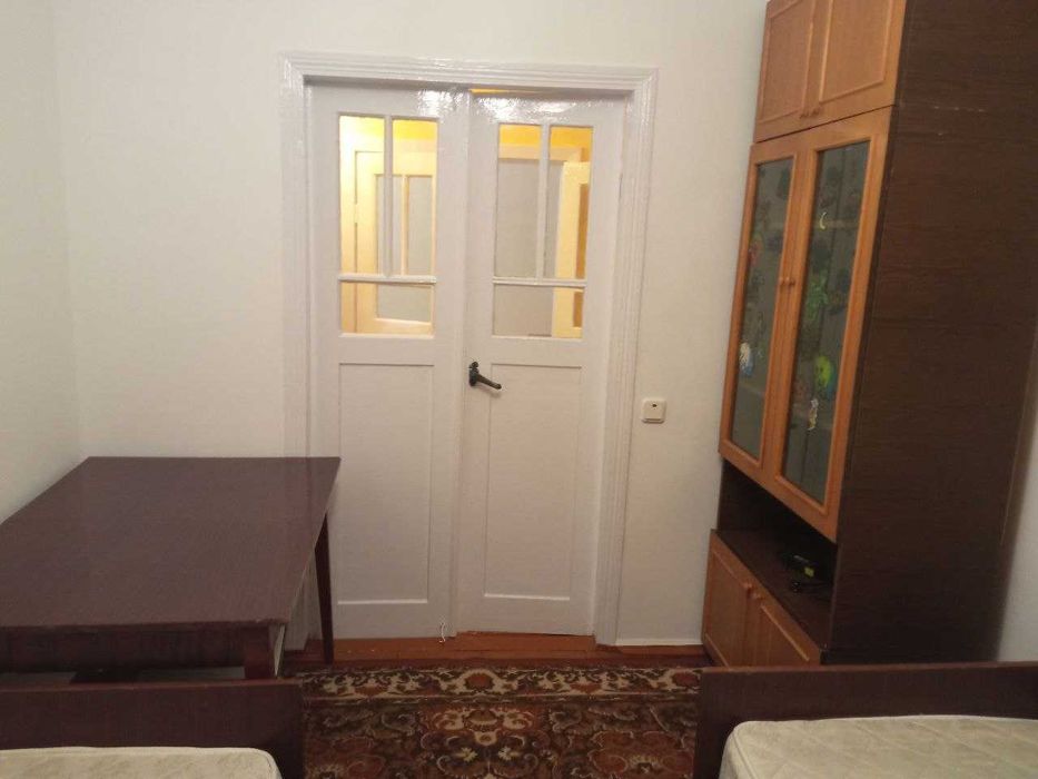 Здаються місця в квартирі для студенток ОА